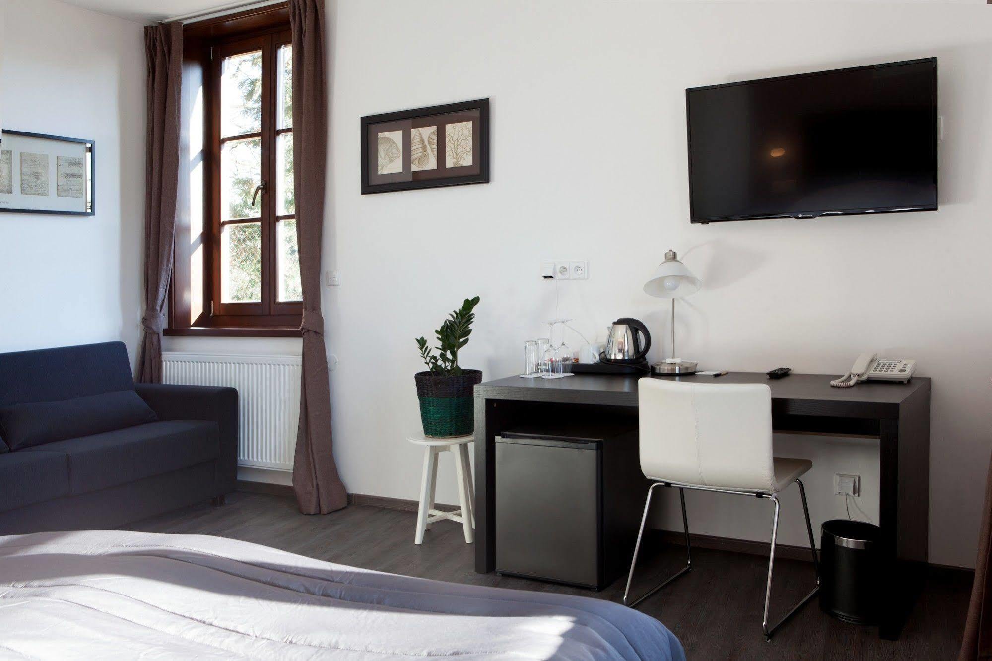 Hotel Koruna Chlumec nad Cidlinou Ngoại thất bức ảnh
